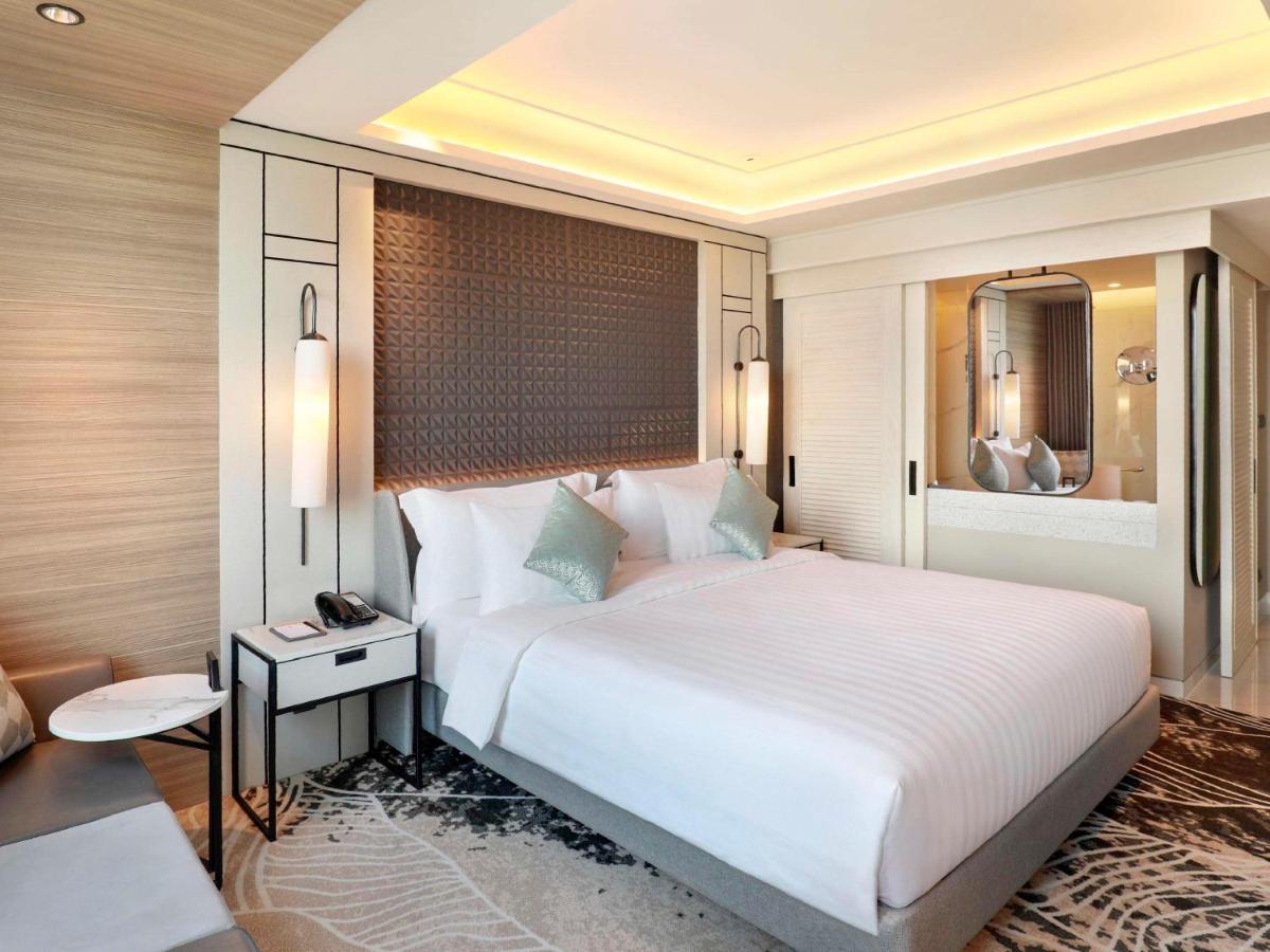 Movenpick Surabaya City Dış mekan fotoğraf