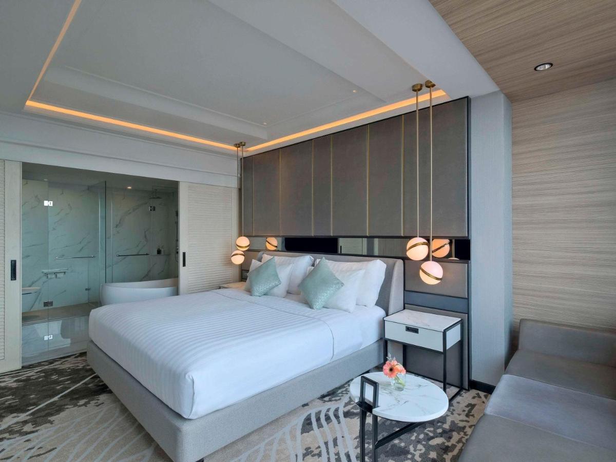 Movenpick Surabaya City Dış mekan fotoğraf