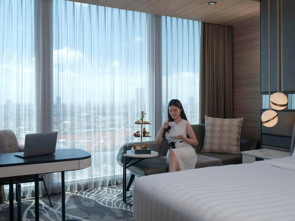 Movenpick Surabaya City Dış mekan fotoğraf