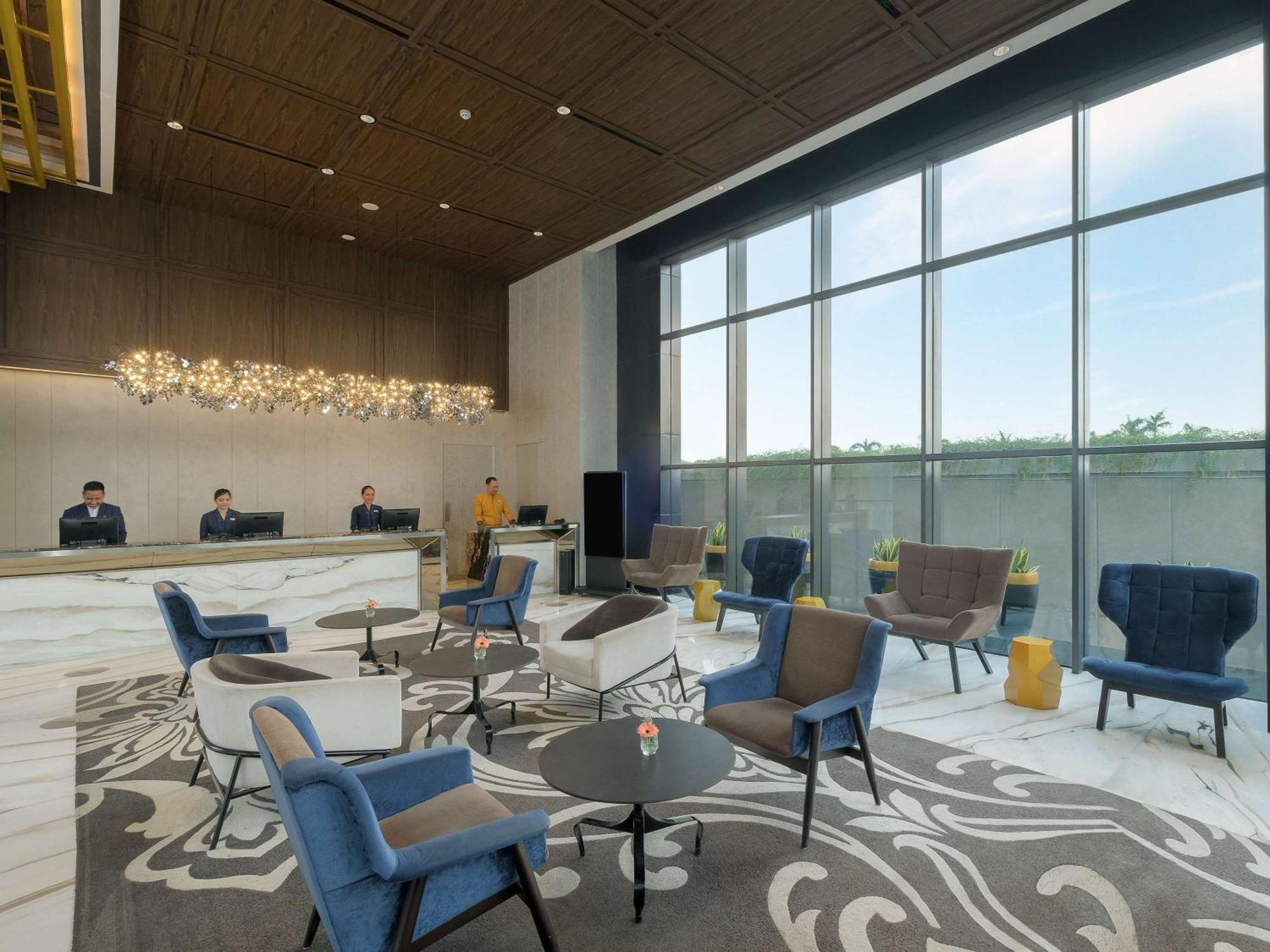 Movenpick Surabaya City Dış mekan fotoğraf