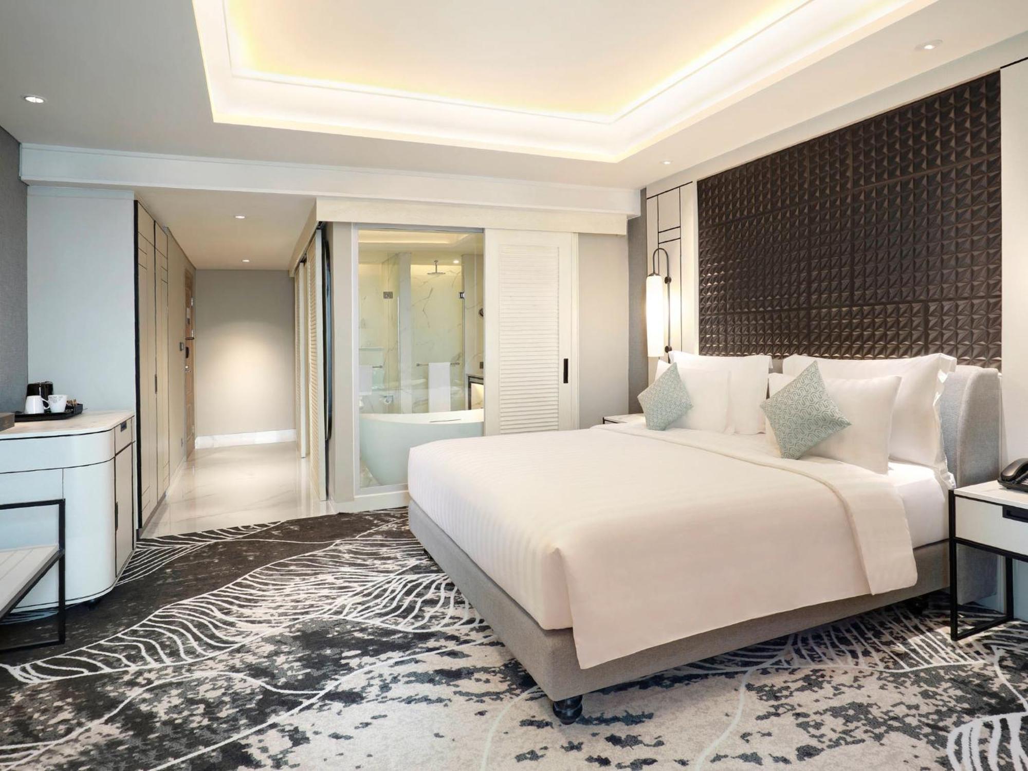 Movenpick Surabaya City Dış mekan fotoğraf