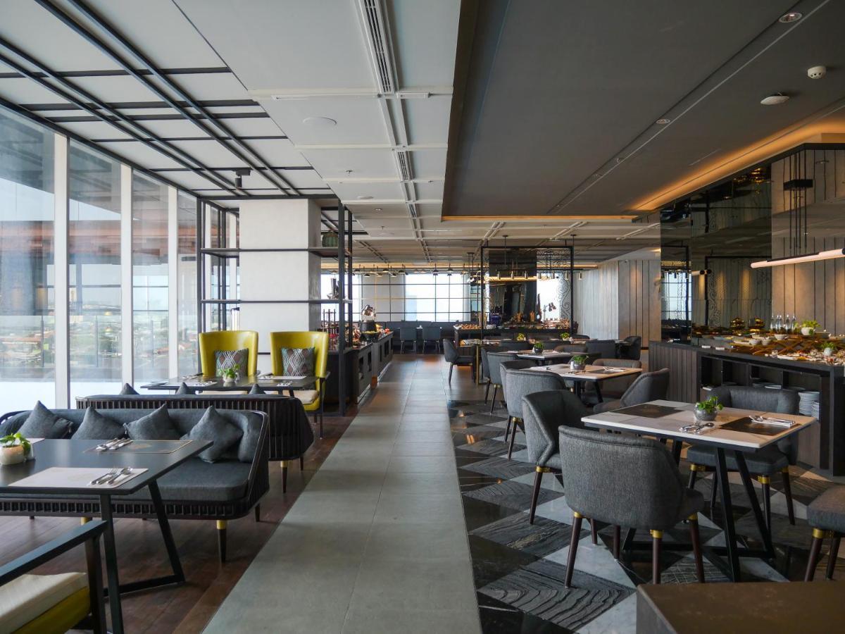 Movenpick Surabaya City Dış mekan fotoğraf